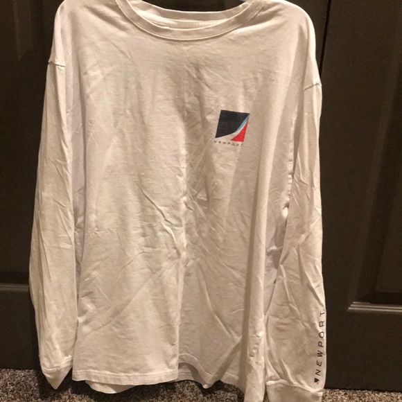 shirt - Picture 2 of 3